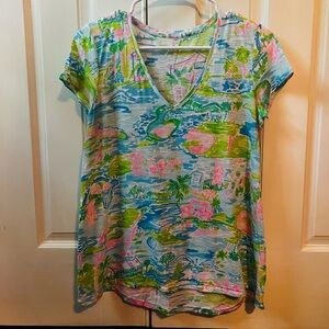 Lilly Pulitzer Etta V Neck shirt in Honda Classic Golf